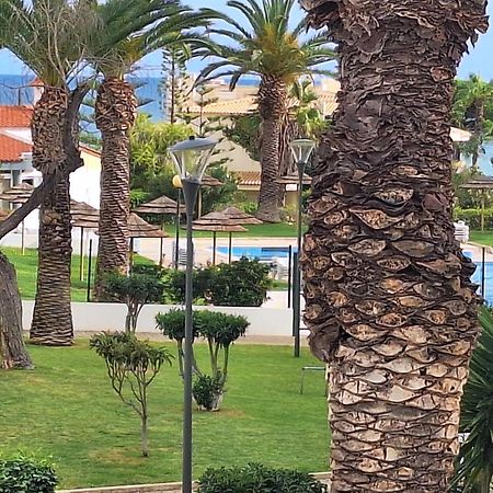 Palmeira Sol- 2 Bedrooms 300M From The Beach Ocean View Porches  Exterior photo